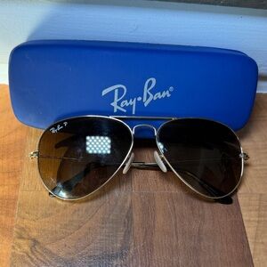 Ray-Ban polarised Gold Aviator pilot Sunglasses with Blue Case